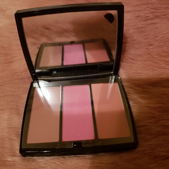 Anastasia Beverly Hills blush trio - Picture 3 of 5